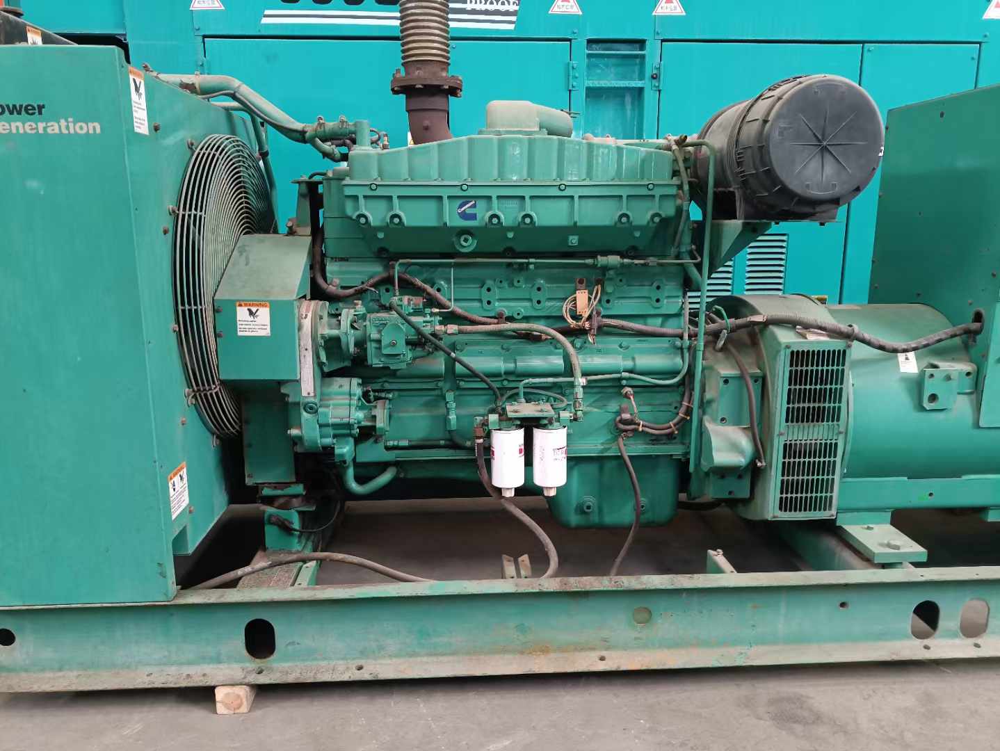 和龙过载会对 600kW 柴油发电机组造成哪些损害?