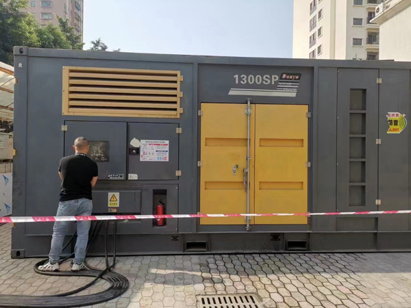 和龙100kw柴油发电机组的机油应该如何选择？
